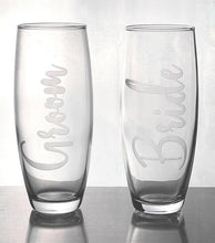 Load image into Gallery viewer, Bride &amp; Groom Champagne/Shot Glass Set